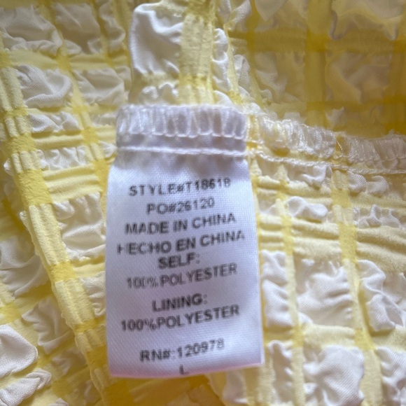 Seersucker summer lined top with elastic sleeves puffy sleeves. - Picture 6 of 9